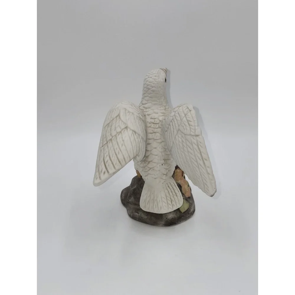 Vintage White Dove Bird Figurine Ceramic Sculpture Nature Woodland Decor